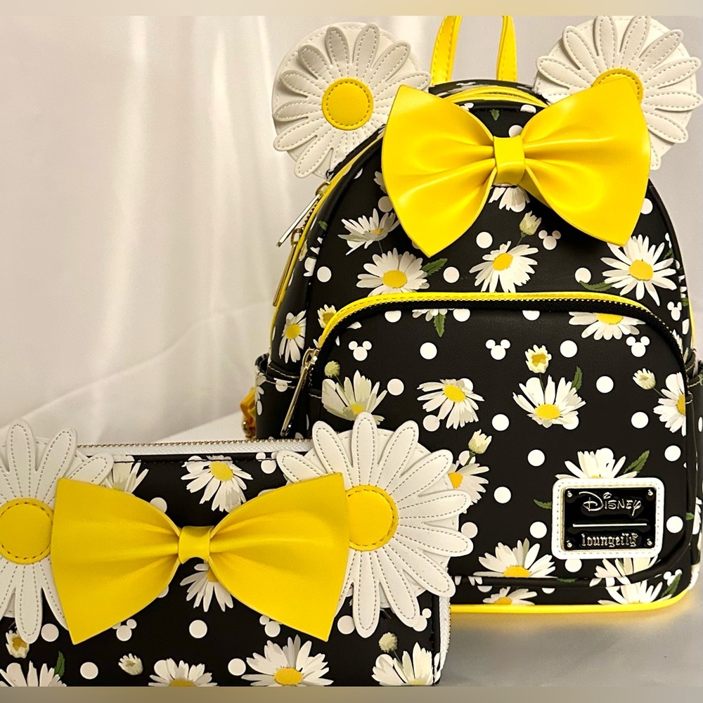 Loungefly Mini Backpack & Wallet - Disney Minnie Mouse Daisies
